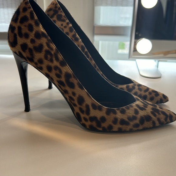 Burberry leopard pony hair pumps size 38